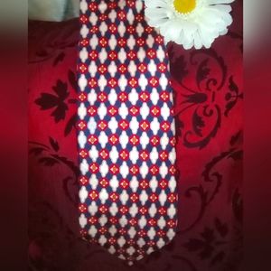 FENDI silk tie in classic burgundy Navy and ivory pattern